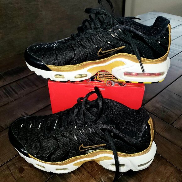 Nike Air Max Plus Running Shoes OBO - Picture 1 of 5